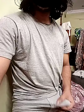 Snapshot of addu24 chatting on 01-28-25, 03:04 addu24 online show from 01-28-25, 03:04