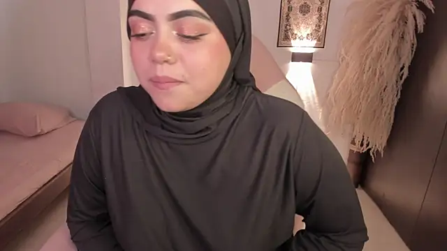 shayla 18 online show from 04-16-26, 09:39