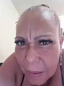 Snapshot of Cheryl_JONES chatting on 05-27-26, 06:49 Cheryl JONES online show from 05-27-26, 06:49