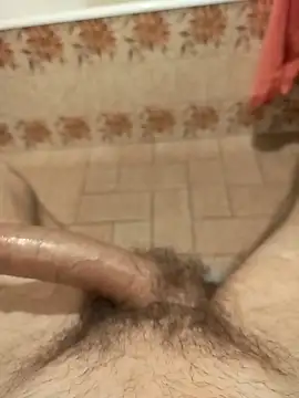 Snapshot of Neria chatting on 01-28-25, 10:45 Neria online show from 01-28-25, 10:45