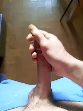 Snapshot of Neria chatting on 03-13-25, 05:50 Neria online show from 03-13-25, 05:50