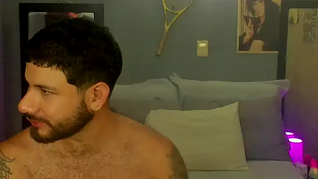 Snapshot of Prometeo-grizzly chatting on 01-18-25, 08:40 Prometeo-grizzly online show from 01-18-25, 08:40