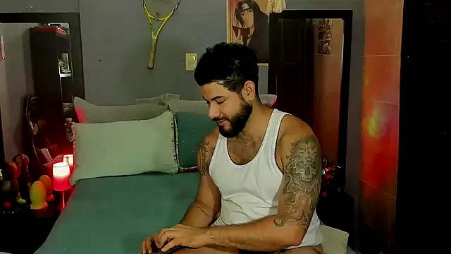 Snapshot of Prometeo-grizzly chatting on 03-09-25, 09:57 Prometeo-grizzly online show from 03-09-25, 09:57