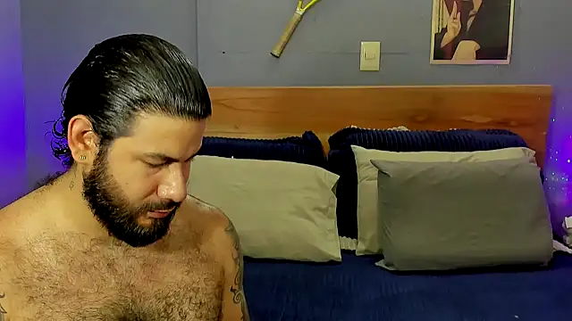 Snapshot of Prometeo-grizzly chatting on 12-18-25, 06:52 Prometeo-grizzly online show from 12-18-25, 06:52