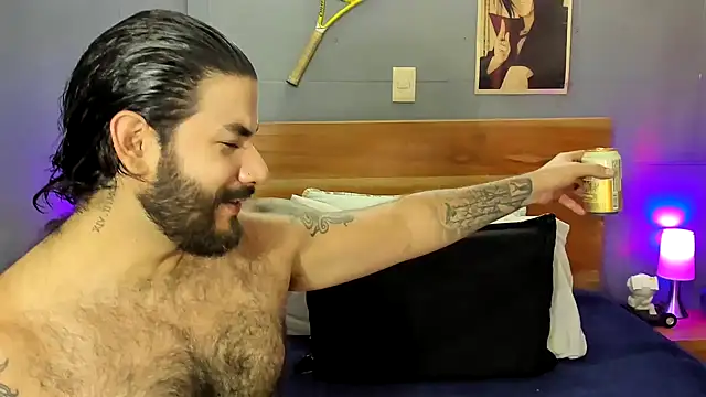 Snapshot of Prometeo-grizzly chatting on 02-14-26, 07:27 Prometeo-grizzly online show from 02-14-26, 07:27