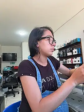  alabina  online show from 04-14-26, 03:29