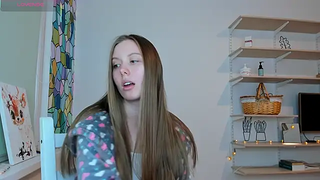 Peggy Beauty online show from 09-28-25, 04:01