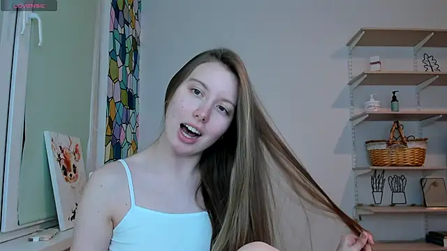 Peggy Beauty online show from 10-22-25, 01:17