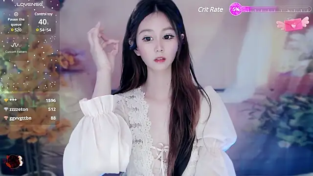 Snapshot of Aimee-520 chatting on 01-18-25, 10:28 Aimee-520 online show from 01-18-25, 10:28