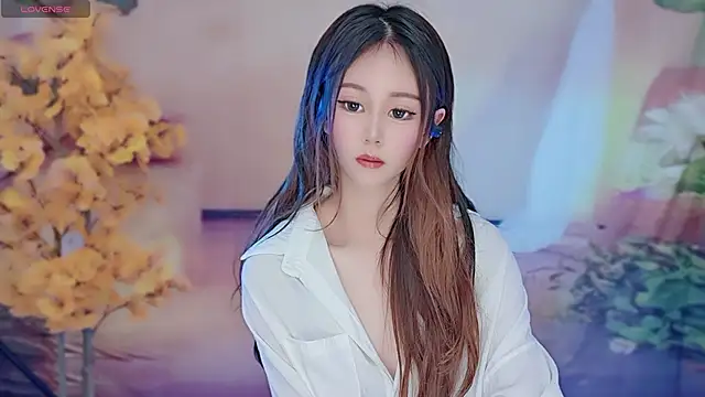 Snapshot of Aimee-520 chatting on 03-03-25, 09:44 Aimee-520 online show from 03-03-25, 09:44