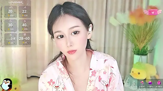 Snapshot of Aimee-520 chatting on 09-15-25, 06:35 Aimee-520 online show from 09-15-25, 06:35