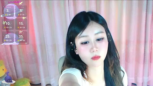 Snapshot of Aimee-520 chatting on 04-30-26, 06:53 Aimee-520 online show from 04-30-26, 06:53