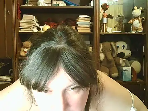 CarrieQPeach online show from 04-16-26, 09:50