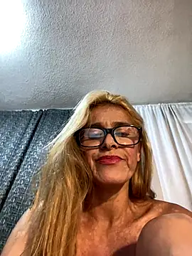 Snapshot of SahoryHorny chatting on 09-30-25, 05:07 SahoryHorny online show from 09-30-25, 05:07