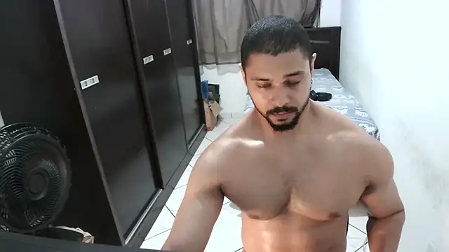 Snapshot of Brian_Aries chatting on 02-22-25, 03:56 Brian Aries online show from 02-22-25, 03:56