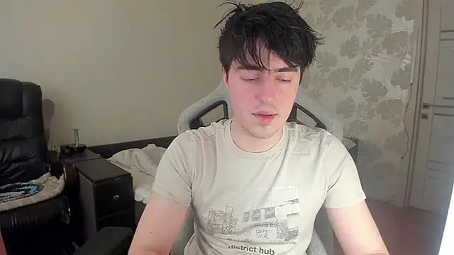 Knuckles17 online show from 03-27-26, 01:55