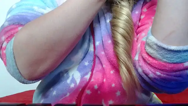 Snapshot of 69liamilk69 chatting on 09-18-25, 06:59 69liamilk69 online show from 09-18-25, 06:59