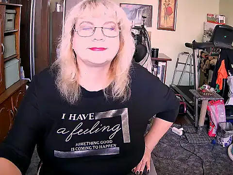 LOLA8888 online show from 09-19-25, 10:27