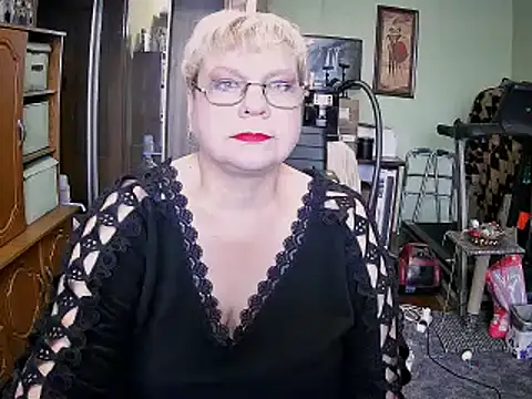 LOLA8888 online show from 10-09-25, 10:13