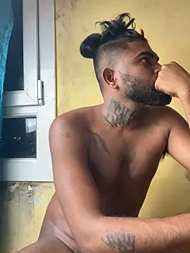 Snapshot of TiltedTen chatting on 02-07-25, 02:08 TiltedTen online show from 02-07-25, 02:08