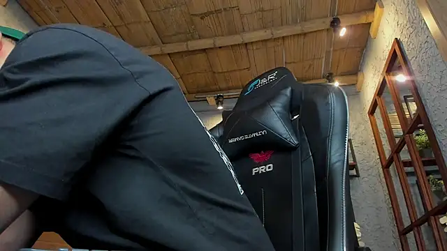 alexgiraldo  online show from 03-10-25, 02:59