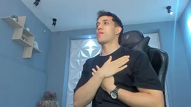 alexgiraldo  online show from 03-13-25, 02:33