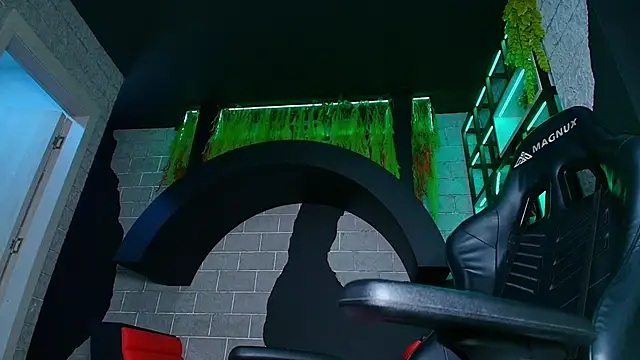 alexgiraldo  online show from 03-22-25, 05:52