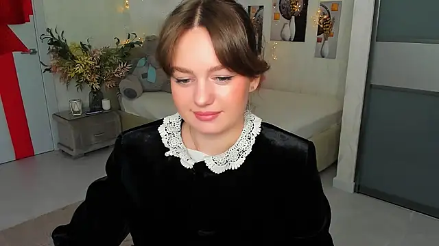 MiracleCurly online show from 03-11-25, 10:31