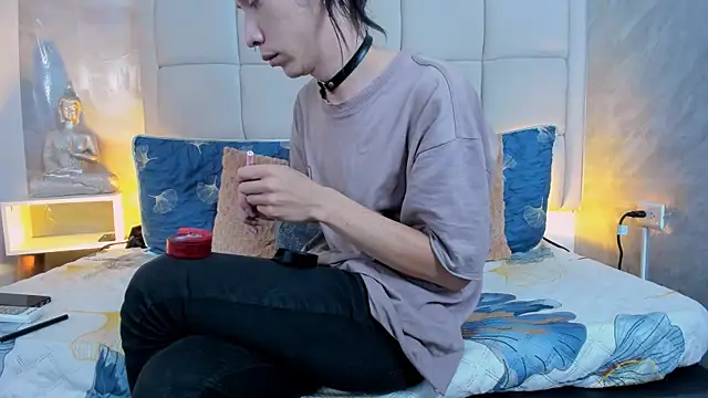 Snapshot of Hecatee_77 chatting on 10-07-25, 07:44 Hecatee 77 online show from 10-07-25, 07:44