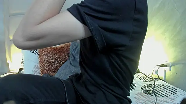 Hecatee 77 online show from 02-14-26, 08:05