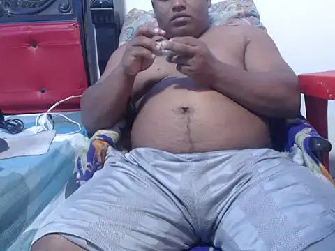 PONSE LATINO online show from 11-28-25, 04:53