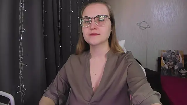 MissBrightShine online show from 02-14-26, 10:45