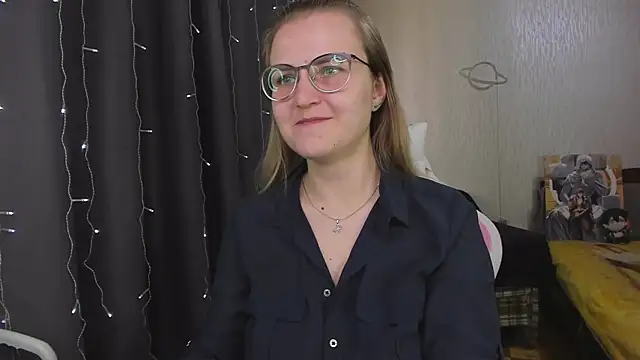 MissBrightShine online show from 06-19-26, 11:58