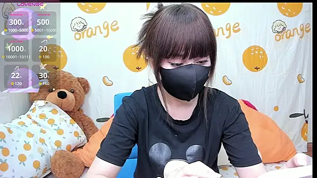 alonelove   online show from 10-14-25, 02:45