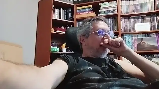 Mandra is a whore online show from 09-20-25, 05:25