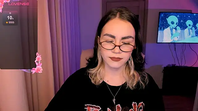 Snapshot of _selectrra chatting on 12-11-24, 03:05 selectrra online show from 12-11-24, 03:05