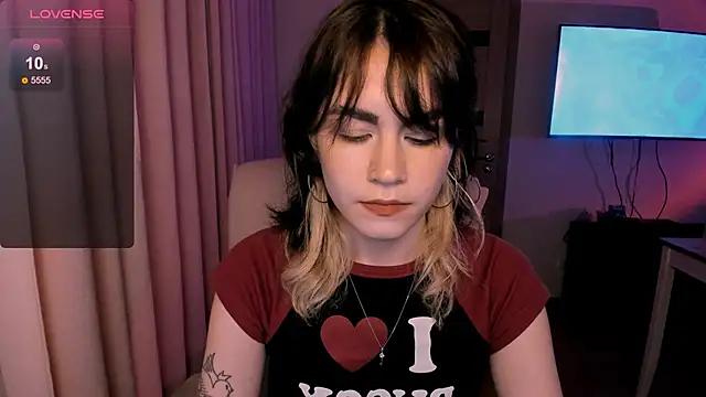 Snapshot of _selectrra chatting on 01-12-25, 02:19 selectrra online show from 01-12-25, 02:19