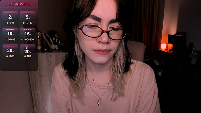 Snapshot of _selectrra chatting on 03-06-25, 11:36 selectrra online show from 03-06-25, 11:36