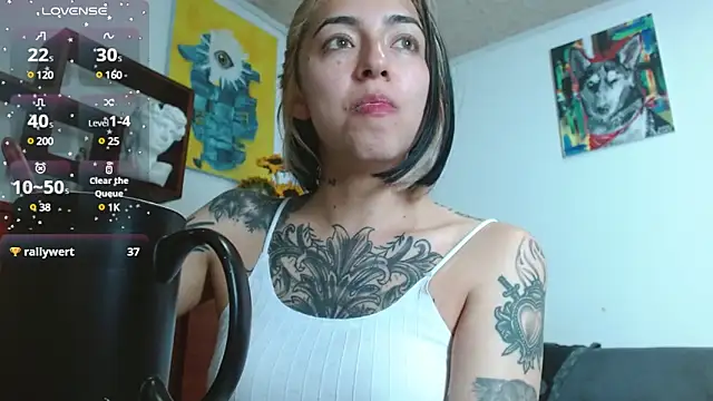 ZoeBakers  online show from 02-19-25, 08:22