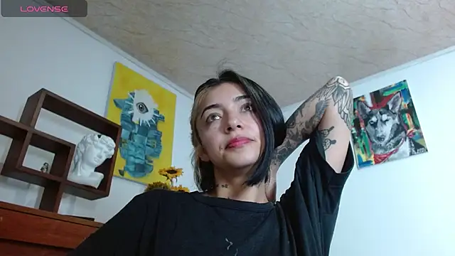 ZoeBakers  online show from 02-21-25, 02:16