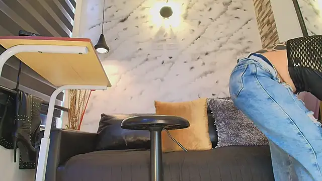 Sophie LittleS online show from 04-09-26, 12:21