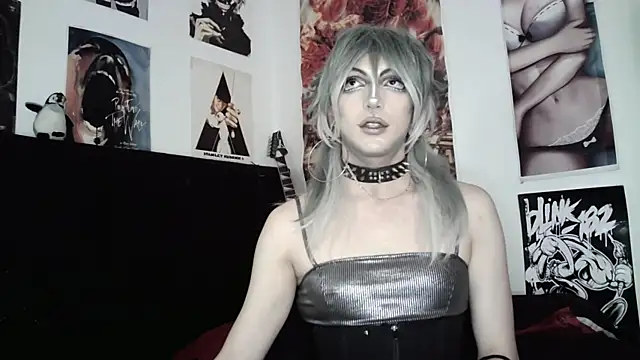 kiiler queen online show from 07-28-26, 08:12