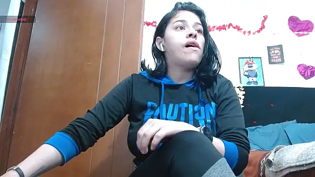 Saray extrovert  online show from 10-20-25, 05:08