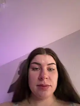 EllyNora online show from 04-14-26, 08:15