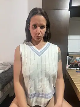 Snapshot of hotcookie28 chatting on 11-08-25, 08:51 hotcookie28 online show from 11-08-25, 08:51