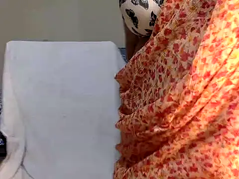 Snapshot of soniasharma0223 chatting on 02-13-25, 05:37 soniasharma0223 online show from 02-13-25, 05:37