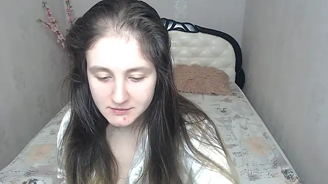 Holliy Cooper online show from 02-18-26, 09:16