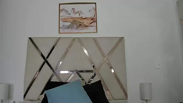 carolynne18 online show from 10-10-25, 12:15