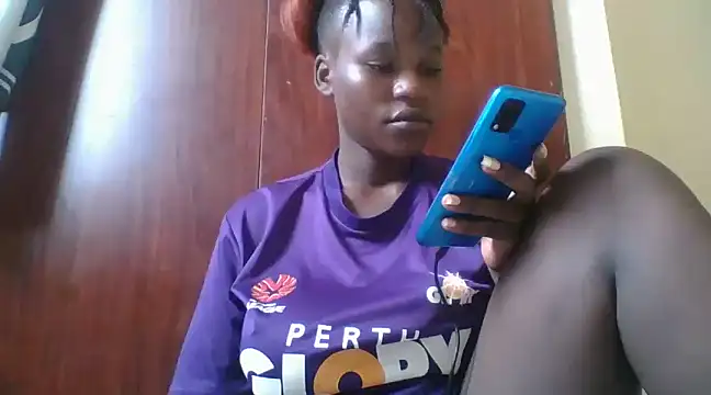 Snapshot of prettychic5 chatting on 12-09-24, 11:26 prettychic5 online show from 12-09-24, 11:26