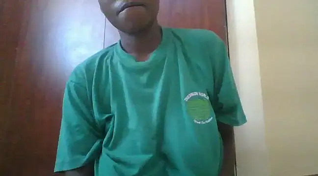 Snapshot of prettychic5 chatting on 12-13-24, 10:30 prettychic5 online show from 12-13-24, 10:30